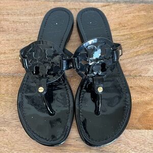 Tory Burch Miller Black Patent Leather Thong Sandals Size 8M